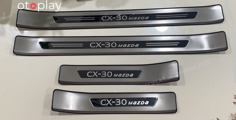 Nẹp bước chân Mazda CX30 Nẹp bước chân Mazda CX30