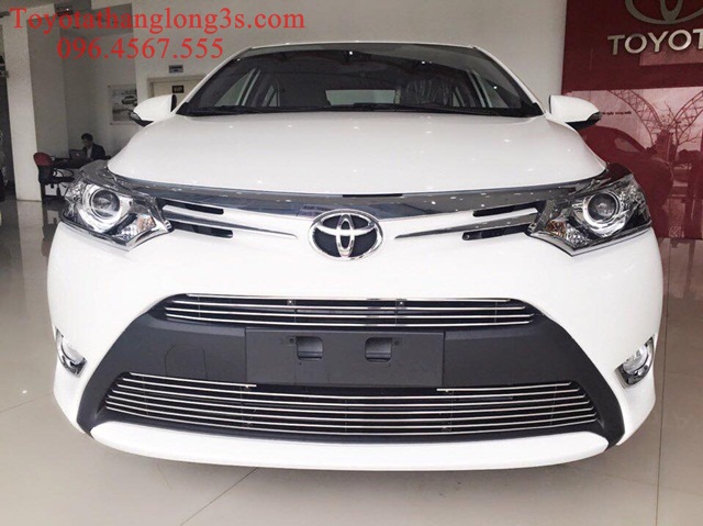 Ốp lưới tản nhiệt đầu xe vios màu trắng.