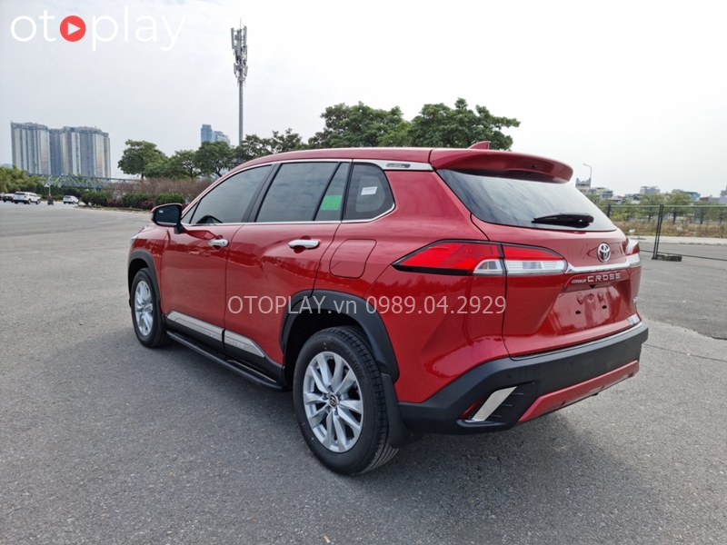 Viền đèn gầm sau Toyota Cross G