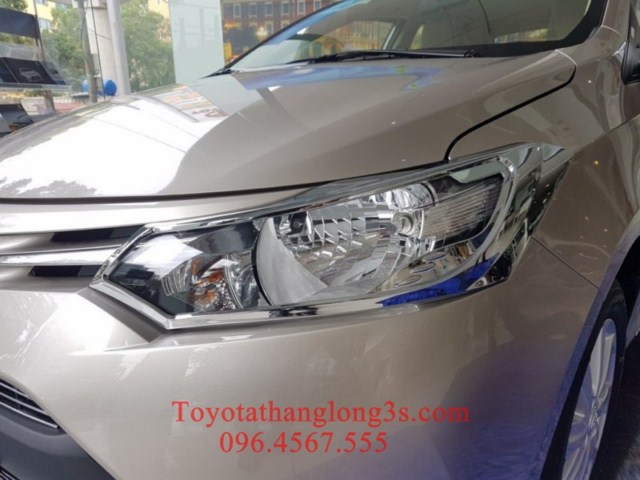 Viền đèn pha xe Vios