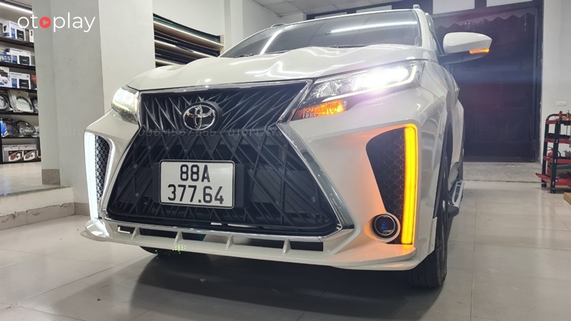 Xe Toyota Rush biển Vĩnh Phúc độ Lexus tại OTOPLAY