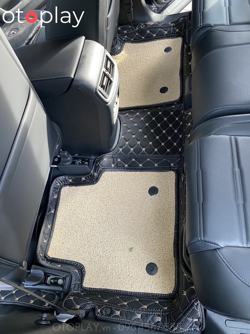 Thảm 6D lắp cho hàng ghế thứ 2 của xe CRV