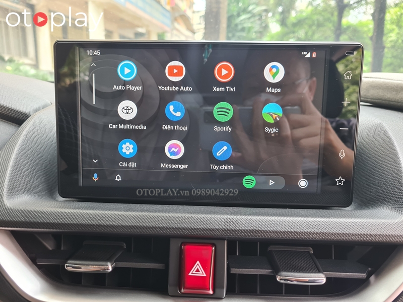 Các ứng dụng giải trí lên màn hình zin Toyota Veloz thông qua android auto