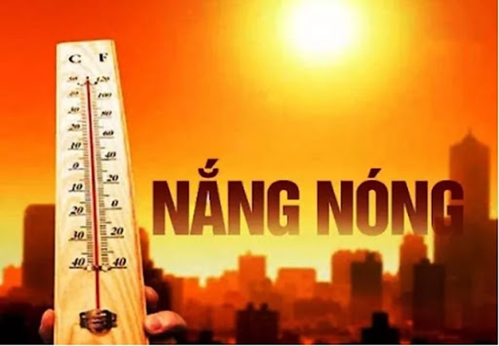 Nắng nóng nhiệt độ ngoài trời có thể lên đến trên 40°C