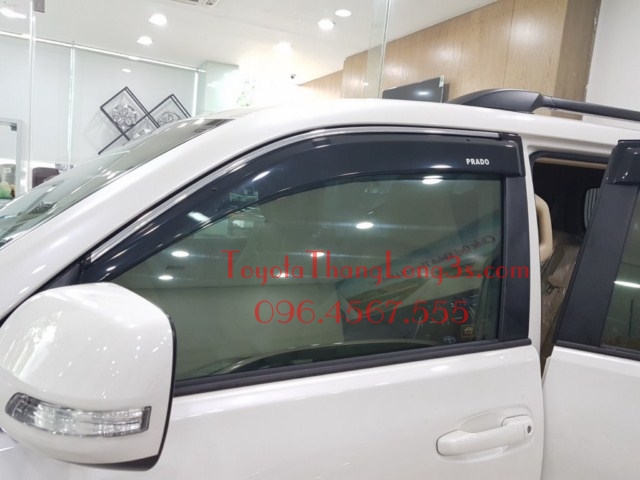 Vè che mưa chắn nắng sườn xe bảo vệ khi kéo hé cửa kính