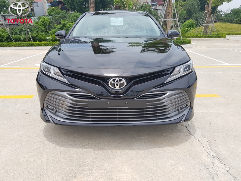 Xe Toyota Camry 2020 nguyên bản ban đầu