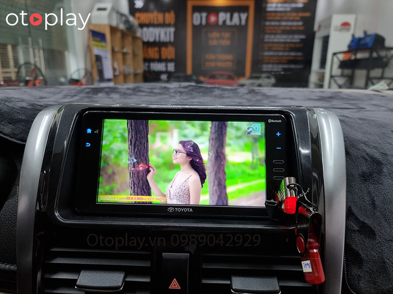 Màn hình Toyota Cross G lắp Vios 2016