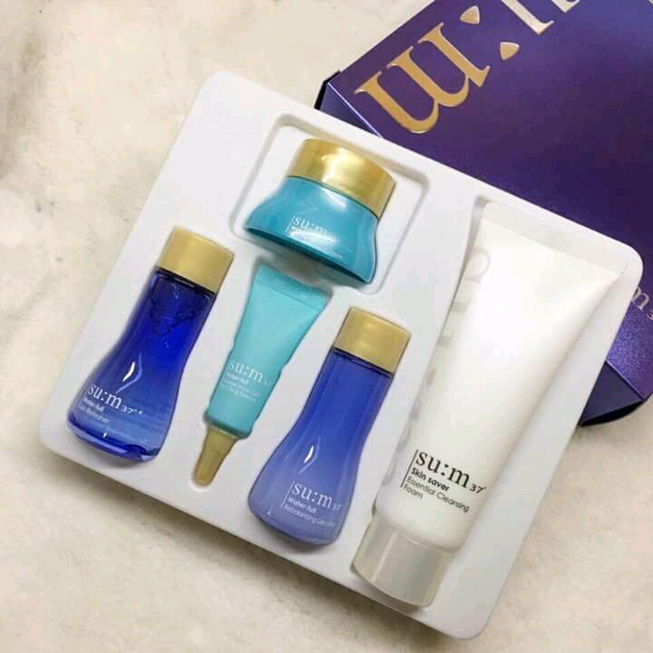 Set dưỡng ẩm dành cho da nhờn, mụn, hỗn hợpc - Su:m37 Water-full