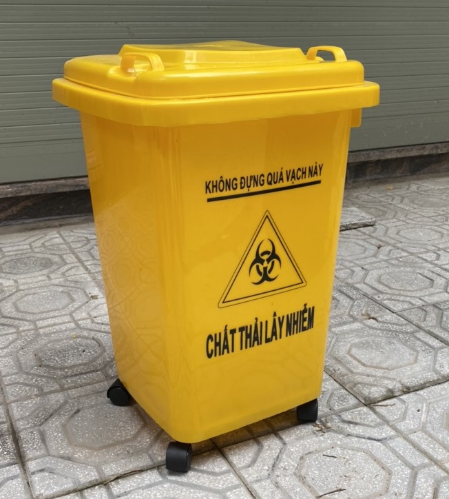 Thùng rác nhựa 60 lít có bánh xe màu Vàng