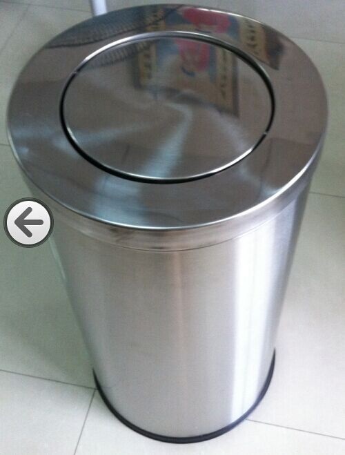 Thùng rác inox nắp bập bênh A35-P