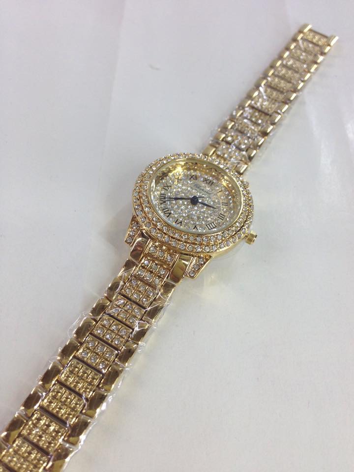dong-ho-nu-fake-gia-re-chopard-tphcm