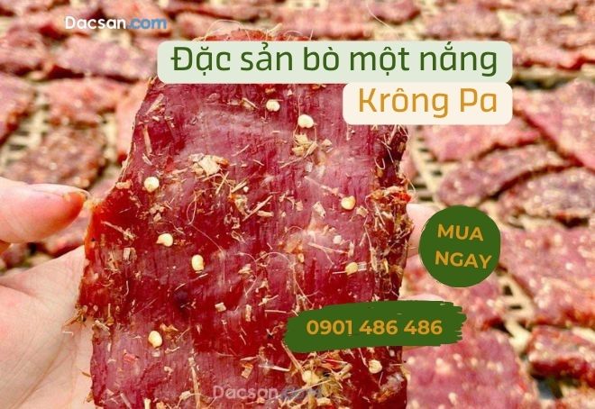 Bò một nắng áp chảo cuốn bánh tráng, rau thơm ăn tuyệt ngon
