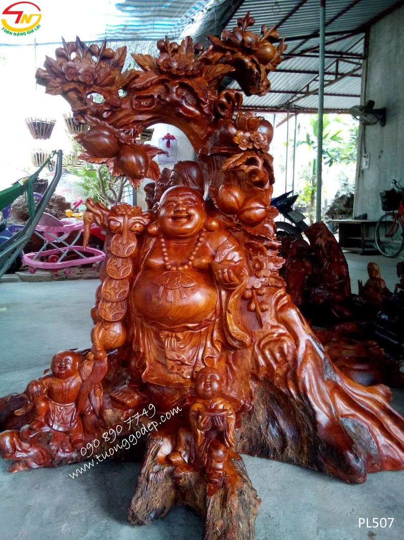 Phật Di Lặc nhị phúc đứng đào