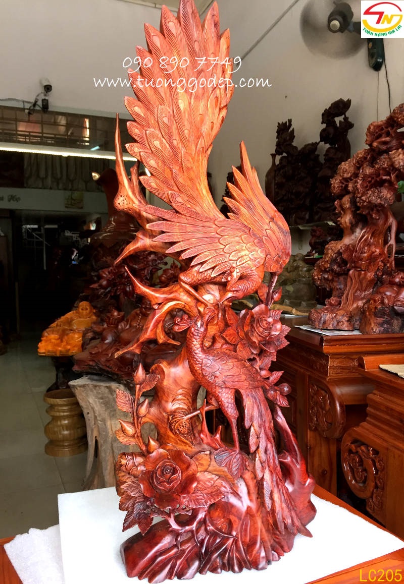 Chim công gỗ hương