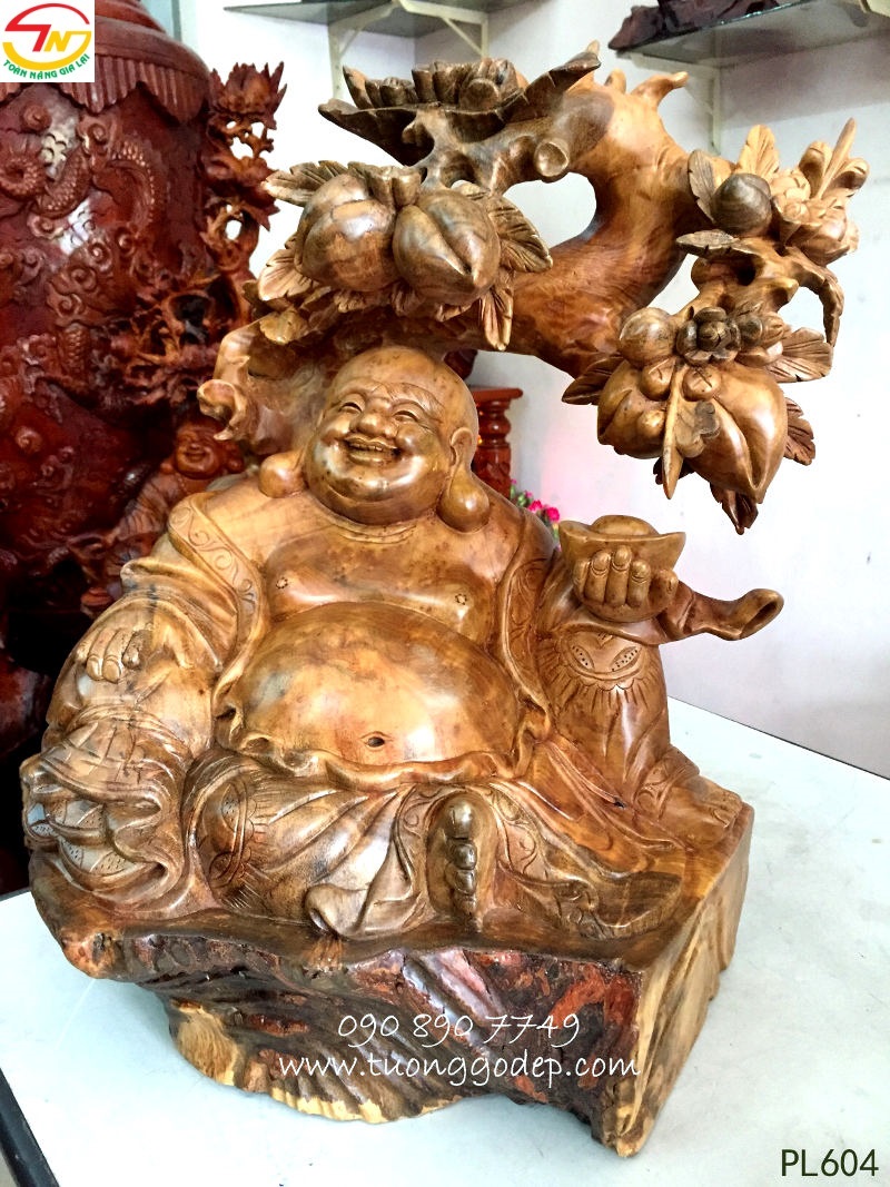 Phật Di Lặc gỗ xá xị