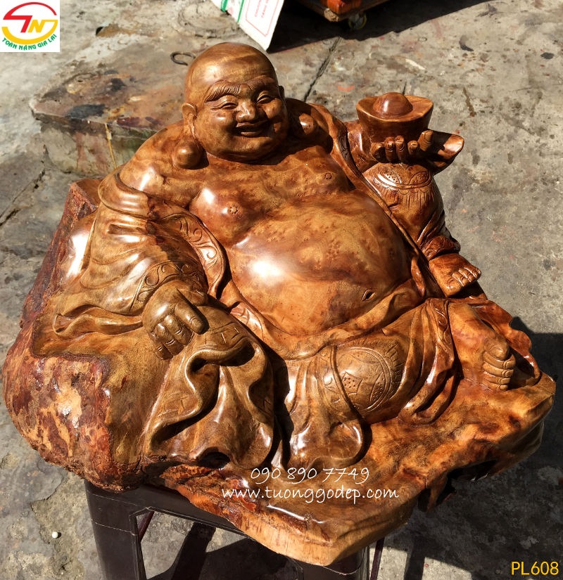 Phật Di Lặc gỗ xá xị