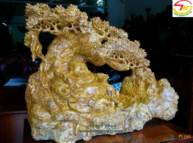 Phật Di Lặc gỗ nu nghiến