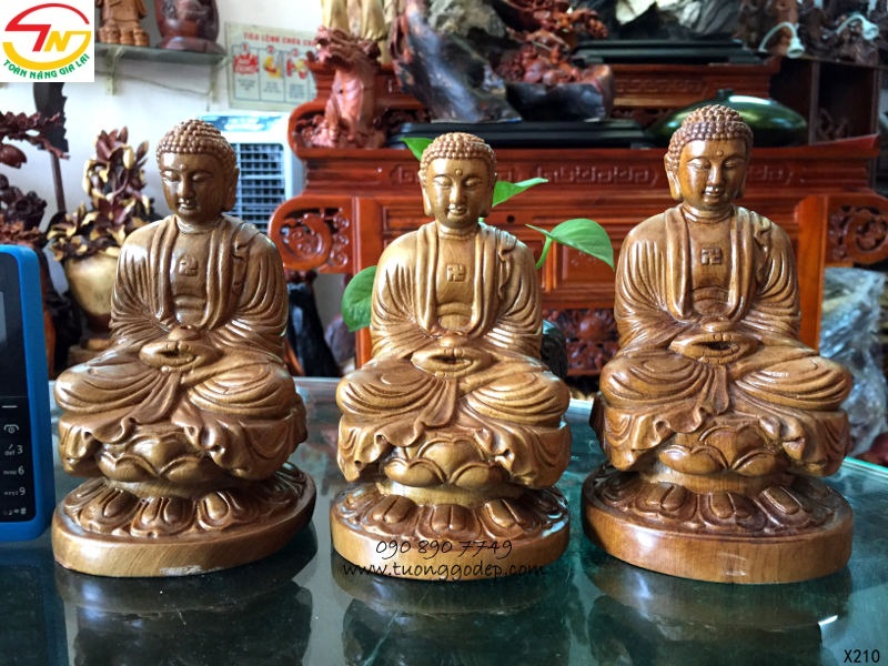 Tượng Phật Thích Ca để xe ôto