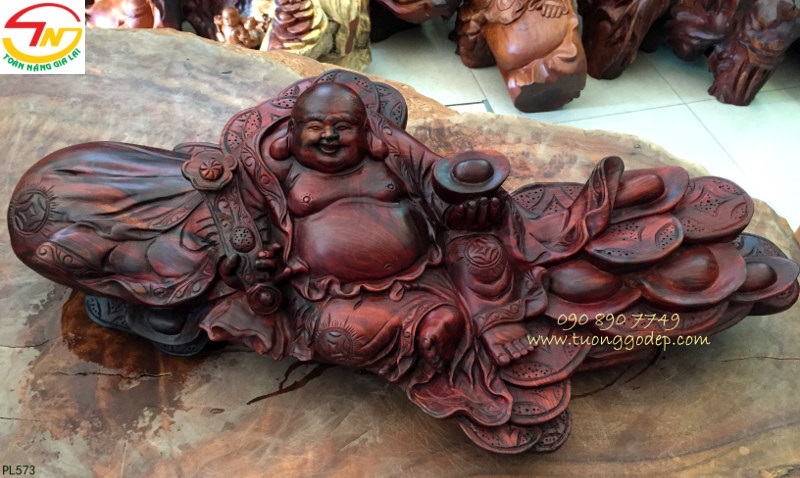 Phật Di Lặc gỗ quý