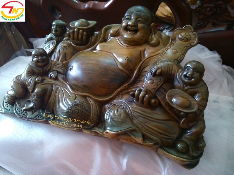 Phat Di Lac go doi mau