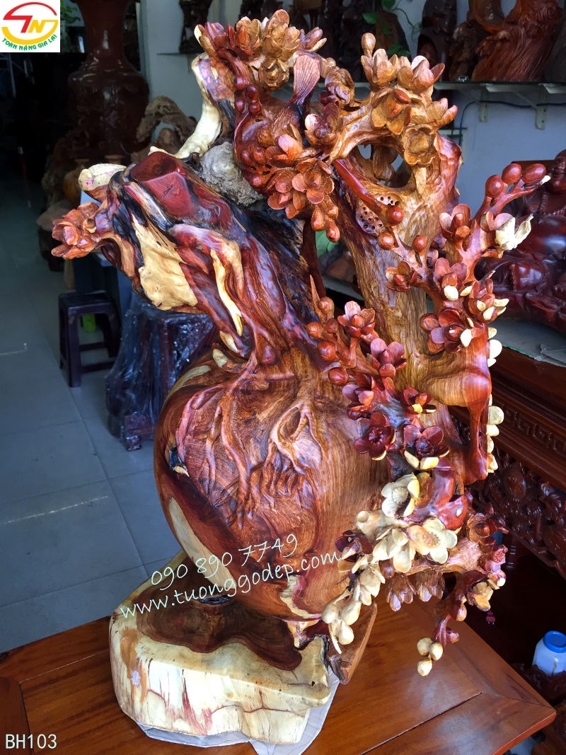 Bình gỗ hoa mai