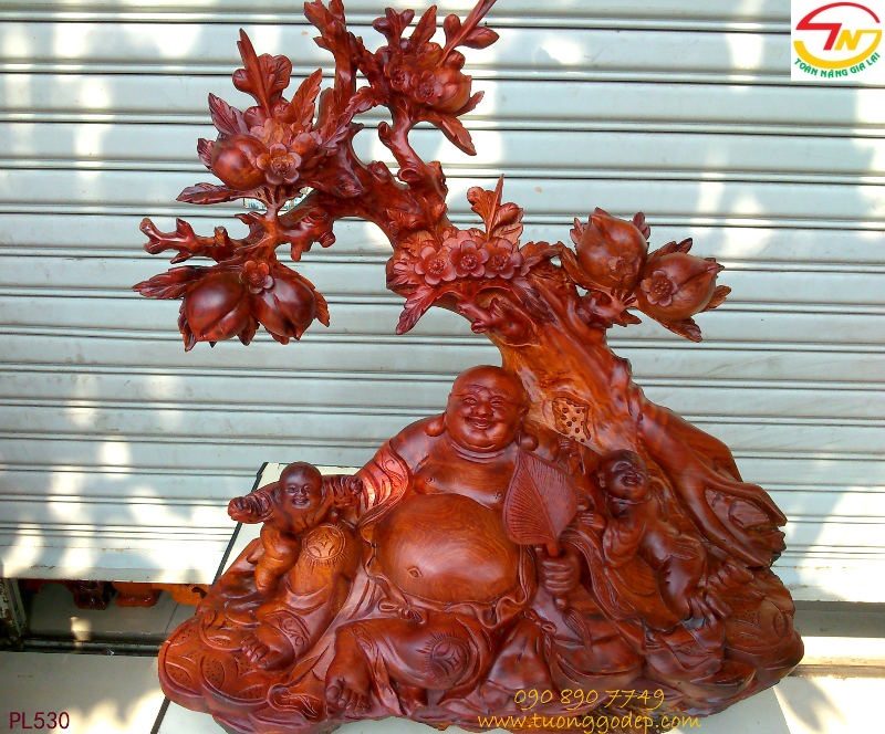 Tượng Phật Di Lặc bằng gỗ hương