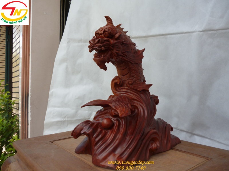 Tượng linh vật chưng thờ