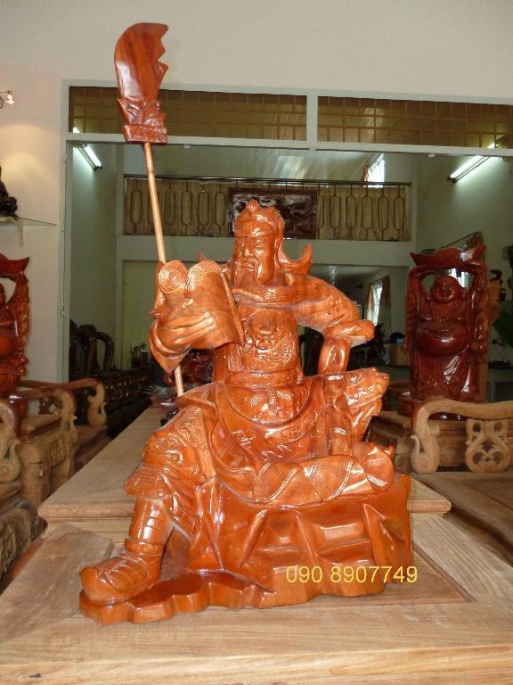 Tượng Gỗ Quan Công Đọc Sách