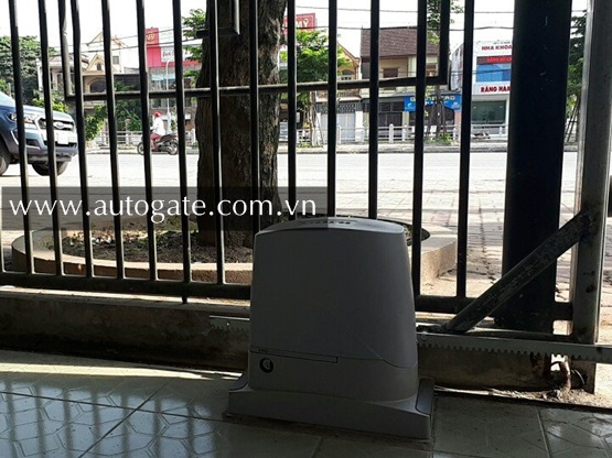 Cổng Tự Động Lùa KingGates Dynamos 1000kg