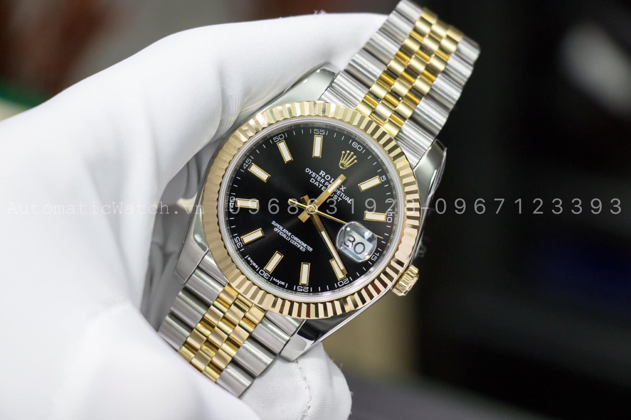 Đồng Hồ Rolex 126333 Datejust 41 Black Dial Steel and 18K Yellow Gold Jubilee  Replica