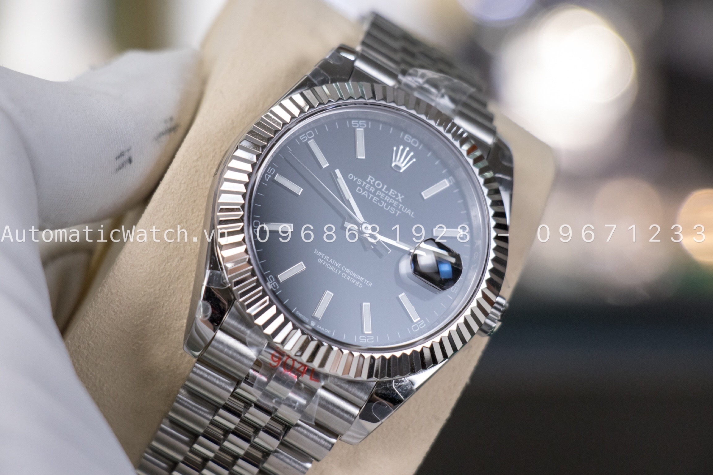 Đồng hồ Rolex Date Just size 41mm mặt đen bản replica 126334