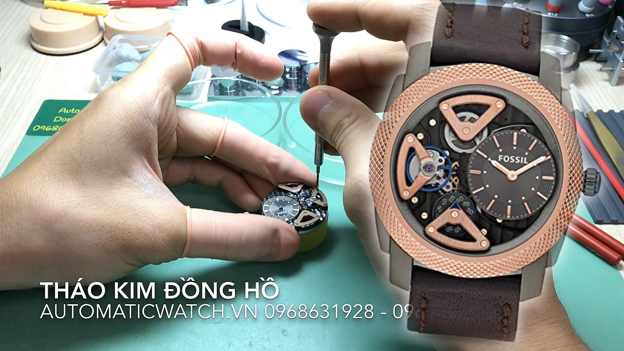 Đồng hồ fossil bị đứng máy và vỡ  kính