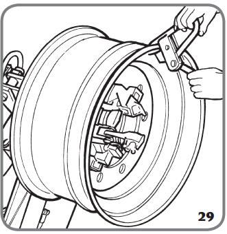 Hướng dẫn sử dụng máy ra vào lốp xe tải Corghi HD 900