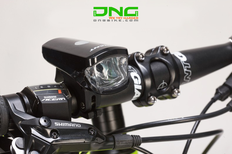 Đèn pha xe đạp GIANT LANTE PRO