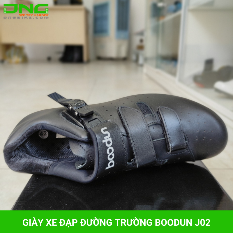 Giày xe đạp đường trường BOODUN J02