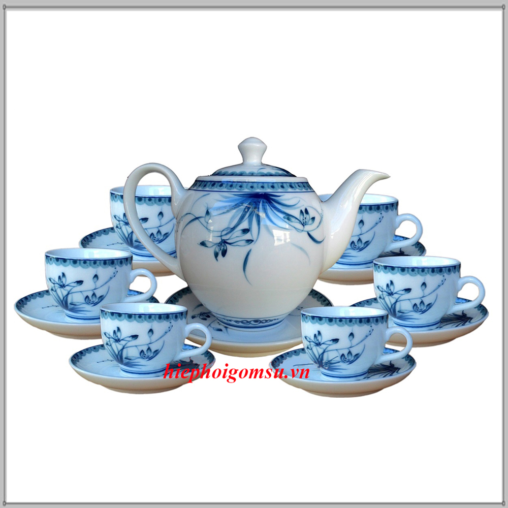 Bộ ấm chén vẽ tay hoa lan tràm