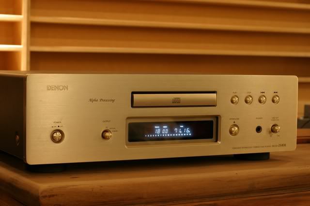 Thiết kế ấn tượng đầu CD Denon DCD S10III