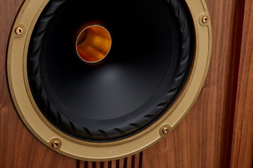 Fyne Audio Vintage 15 điều chỉnh âm thanh theo sở thích