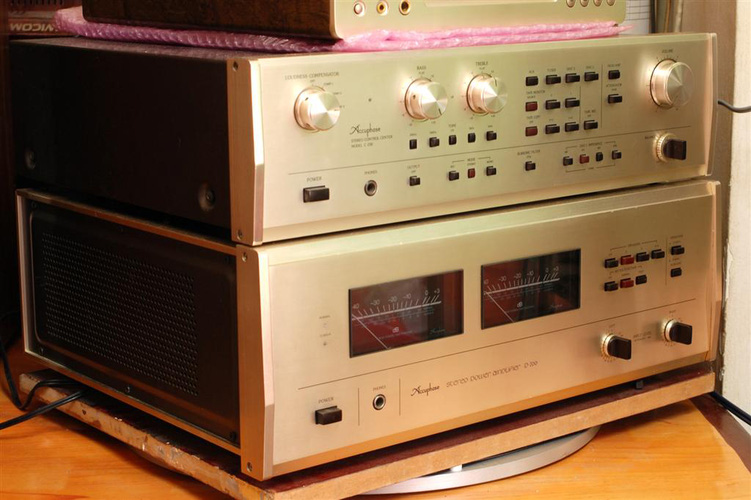 Thông tin về sản phẩm Pre Pow Accuphase C230 P260 Hàng tuyển