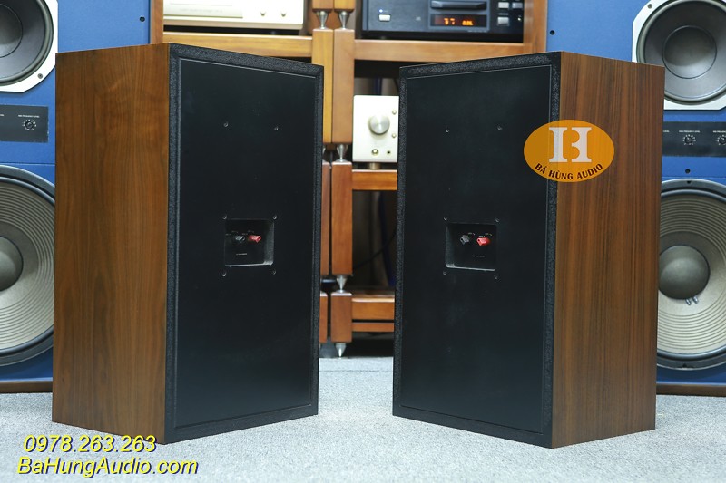 Loa JBL L100 là dòng loa đáng mua