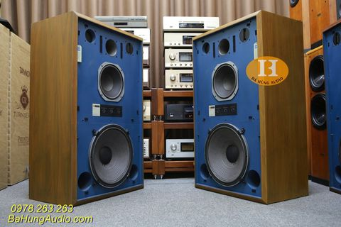 Đặc điểm của loa JBL L40