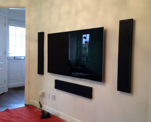 Cách treo loa karaoke lên tường đúng cách