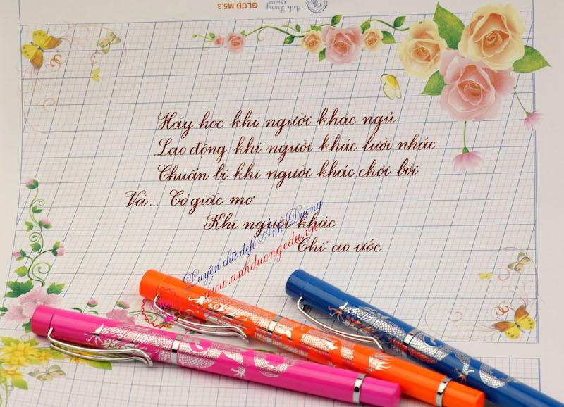 chon-but-cho-hoc-sinh-tieu-hoc-tuong-de-nhung-khong-de-1