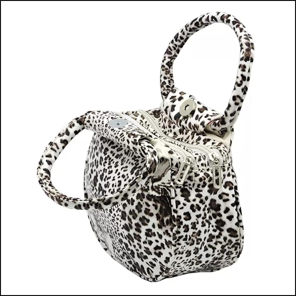 xưởng sản xuất túi xách da cao cấp