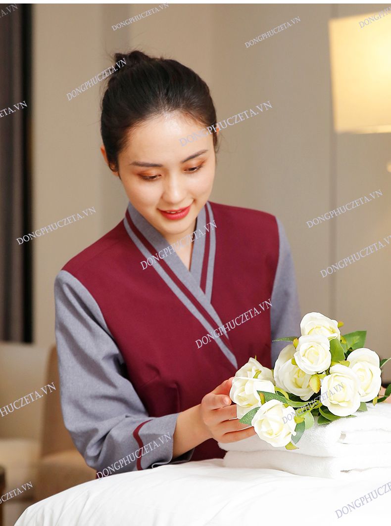 đồng phục buồng màu đỏ đô