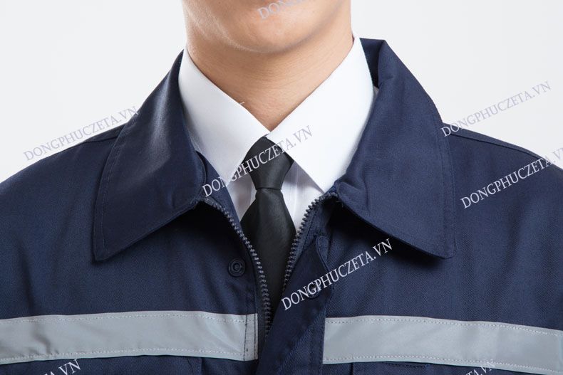 chi tiết cổ áo đồng phục kỹ thuật