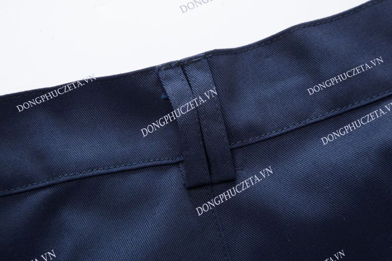 chi tiết đỉa quần áo đồng phục kỹ thuật