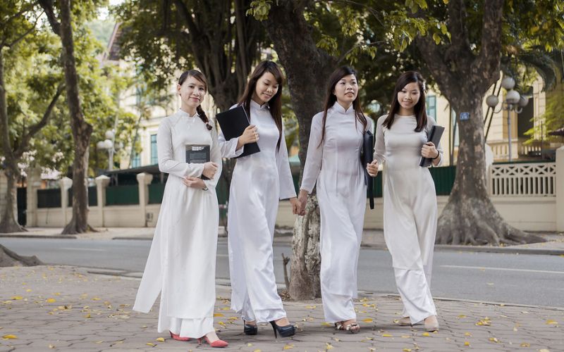 mẫu áo dài học sinh duyên dáng