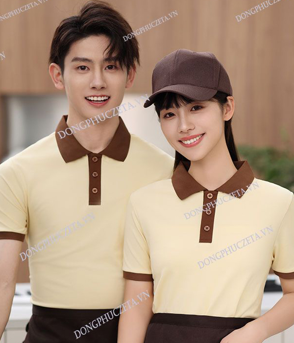 Mẫu Áo Phông Đồng Phục Nhà Hàng Màu be Phối nâu – Sang Trọng, Lịch Thiệp Và Đẳng Cấp