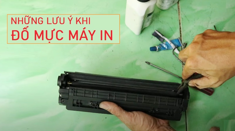 Những lưu ý khi đổ mực máy in